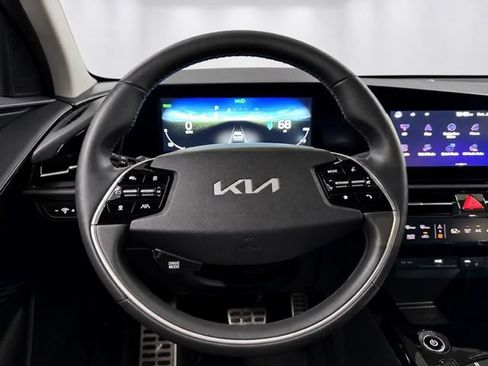 Used 2024 Kia Niro Wind w/ Wind Preserve Package FWD image 33