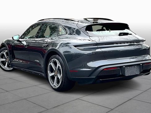 Used 2022 Porsche Taycan 4 Cross Turismo image 11