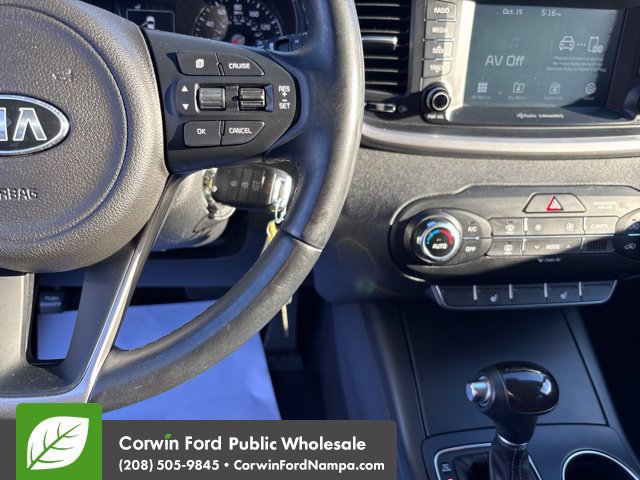 Used 2018 Kia Sorento AWD image 18