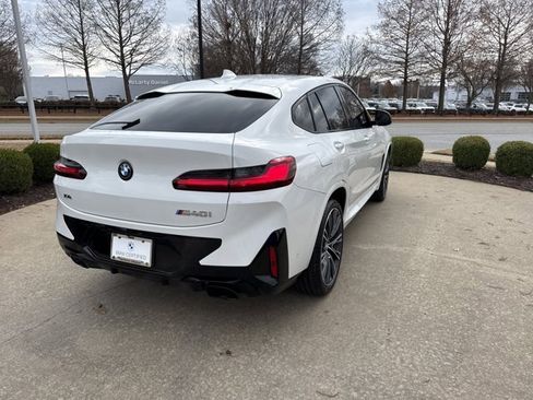 Certified 2024 BMW X4 M40i w/ Premium Package image 9