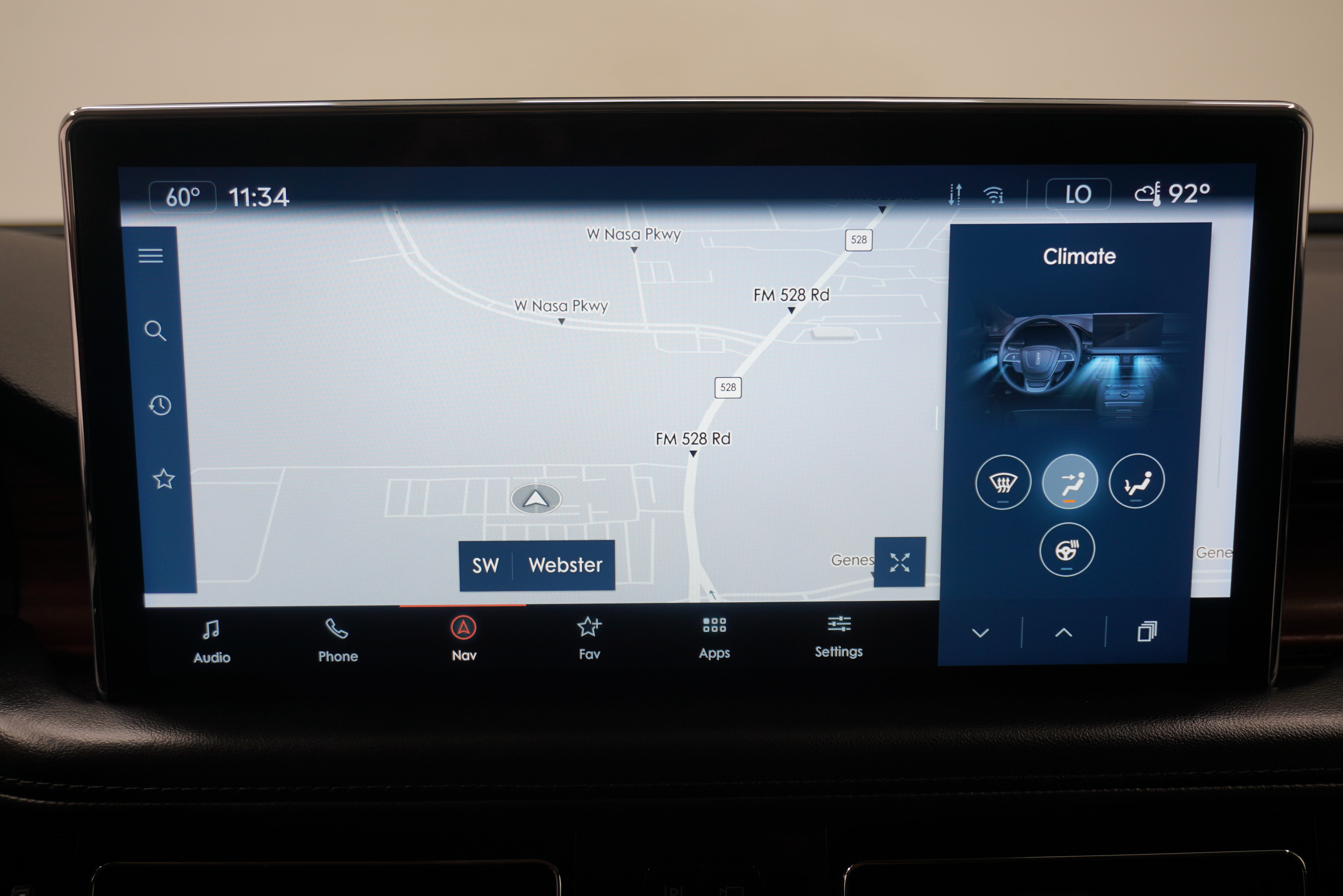 Used 2021 Lincoln Nautilus Reserve FWD image 19