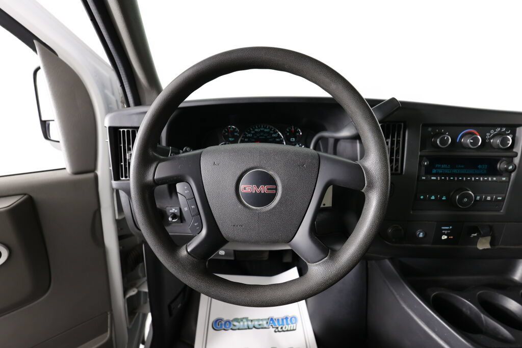Used 2015 GMC Savana 2500 RWD image 20