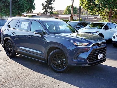 Used 2025 Toyota Grand Highlander AWD Hybrid image 3
