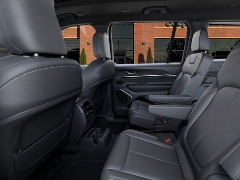 New 2026 Jeep Grand Cherokee L Limited AWD/4WD image 23