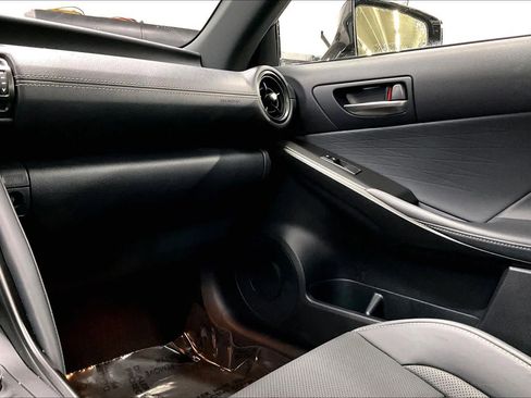 Used 2025 Lexus IS 350 F Sport image 34