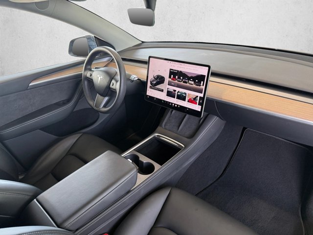 Used 2023 Tesla Model Y Long Range AWD/4WD image 20