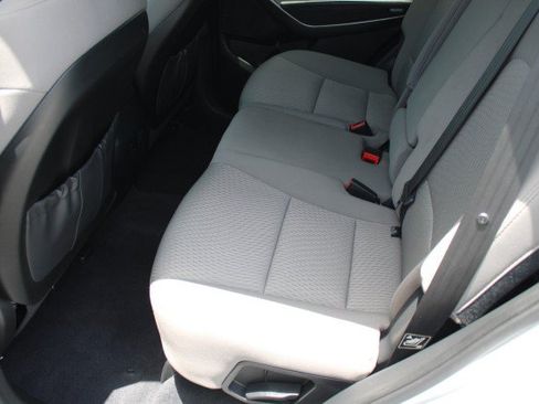 Used 2017 Hyundai Santa Fe Sport FWD image 26