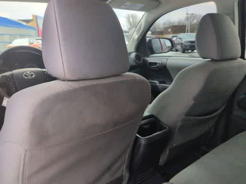 Used 2021 Toyota Tacoma SR image 18