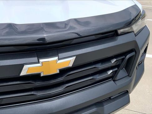 Used 2024 Chevrolet Colorado W/T w/ WT Convenience Package II RWD image 28