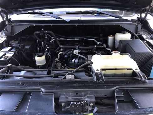 Used 2019 Nissan NV 3500 SL image 33