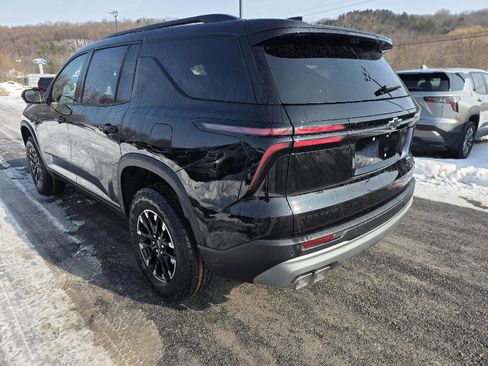 New 2026 Chevrolet Traverse Z71 w/ Driver Confidence Package image 11
