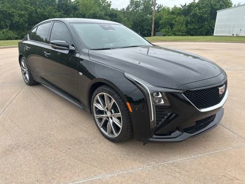 Used 2025 Cadillac CT5 Sport RWD image 6