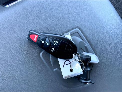 Used 2016 RAM 1500 Lone Star RWD image 15