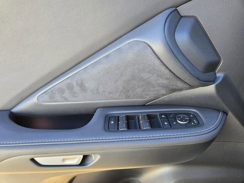 New 2026 Lexus TX 500h AWD image 9