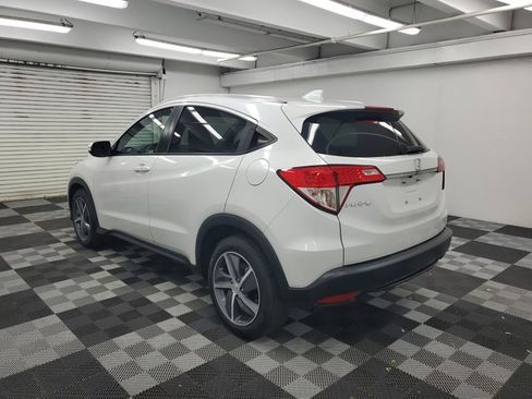 Certified 2021 Honda HR-V EX-L image 4