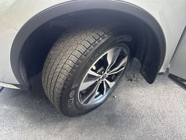 Used 2024 Nissan Murano SV FWD image 32