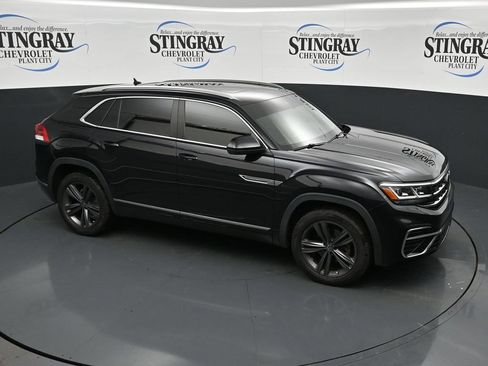 Used 2022 Volkswagen Atlas Cross Sport SEL R-Line AWD/4WD image 18