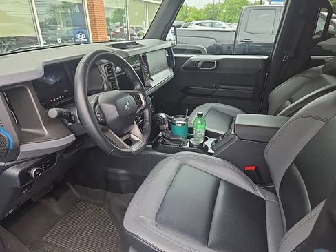 Used 2024 Ford Bronco Black Diamond AWD/4WD image 9