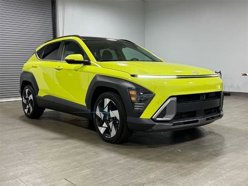 Used 2024 Hyundai Kona Limited image 2