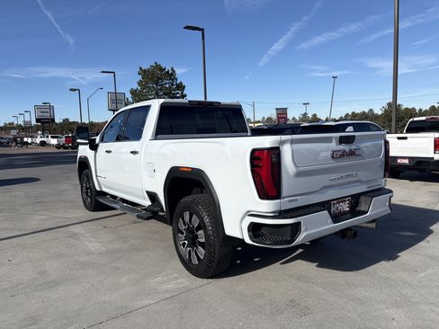 New 2026 GMC Sierra 2500 Denali w/ Denali Reserve Package AWD/4WD image 6