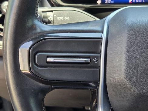 Used 2023 Chevrolet Colorado LT RWD image 29