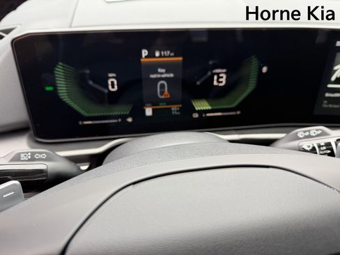 New 2026 Kia Sportage S image 25