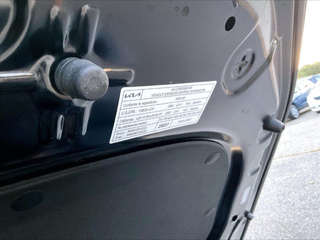Used 2024 Kia Forte GT-Line w/ GT-Line Premium Package FWD image 35
