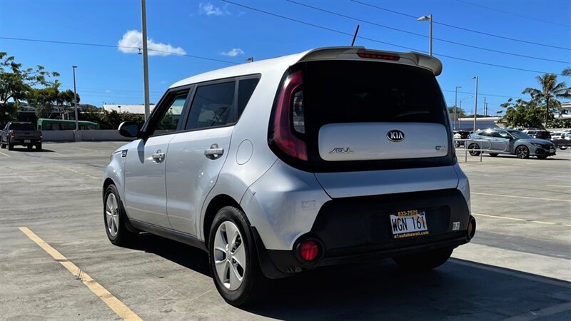 Used 2015 Kia Soul + w/ Eco Package FWD image 3