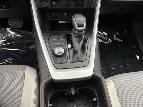 Used 2025 Toyota RAV4 Limited w/ Advanced Technology Package AWD/4WD image 23