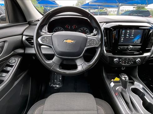 Used 2019 Chevrolet Traverse LT FWD image 6