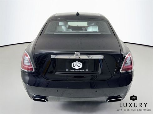Used 2022 Rolls-Royce Ghost w/ Ghost Package image 7