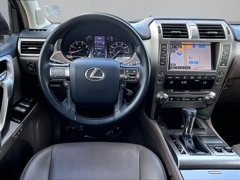 Used 2017 Lexus GX 460 w/ Navigation Package AWD/4WD image 7