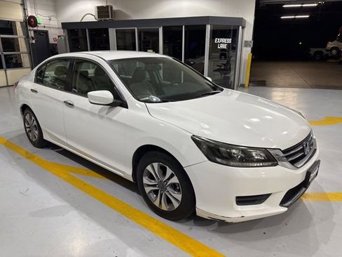 Used 2014 Honda Accord LX image 8
