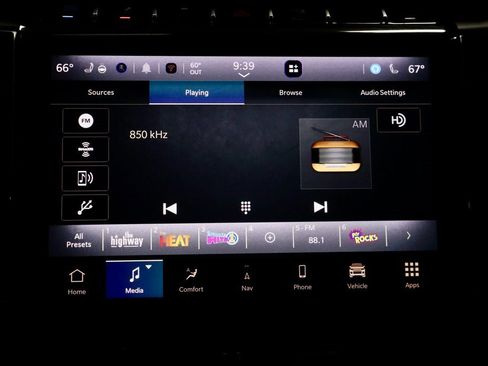 Used 2022 Jeep Grand Cherokee Trailhawk image 3