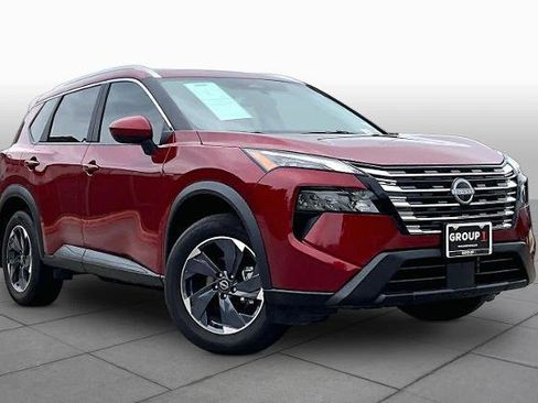 Certified 2026 Nissan Rogue SV w/ SV Premium Package FWD image 3