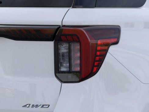 New 2026 Ford Explorer Active image 23