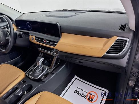 Used 2024 Kia Seltos SX w/ SX Sunroof Package image 32