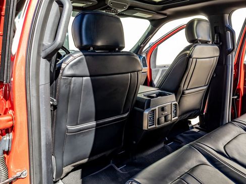 Used 2021 Ford F250 Platinum w/ FX4 Off-Road Package image 35