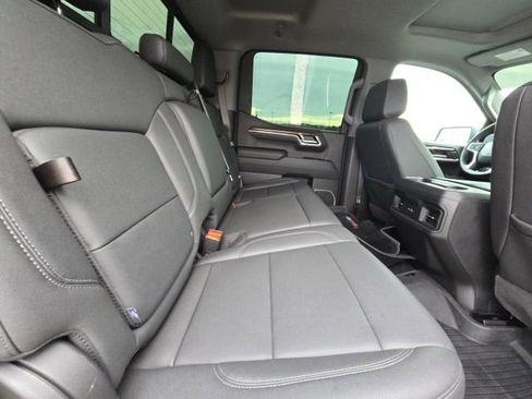 Used 2023 Chevrolet Silverado 1500 LT Trail Boss w/ LT Trail Boss Premium Package image 16