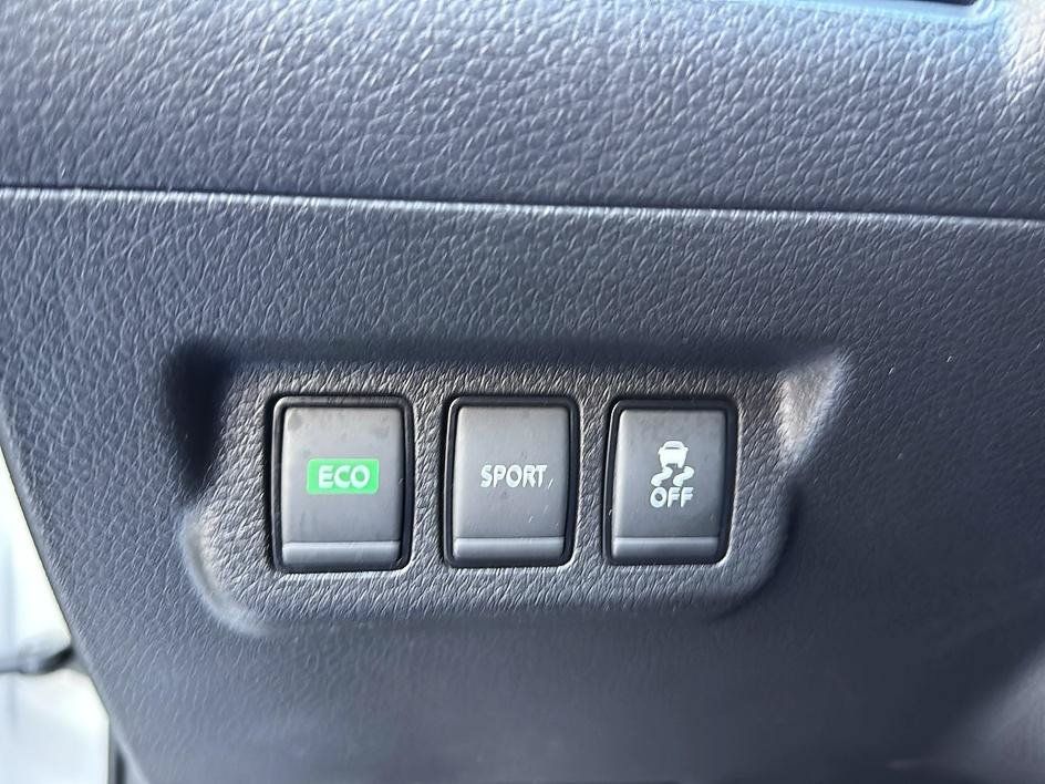 Used 2017 Nissan Sentra S FWD image 15