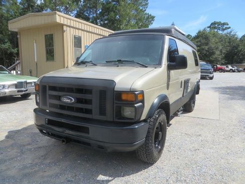 Used 2012 Ford E-250 and Econoline 250 Extended w/ Commercial Cargo Van Pkg RWD image 2
