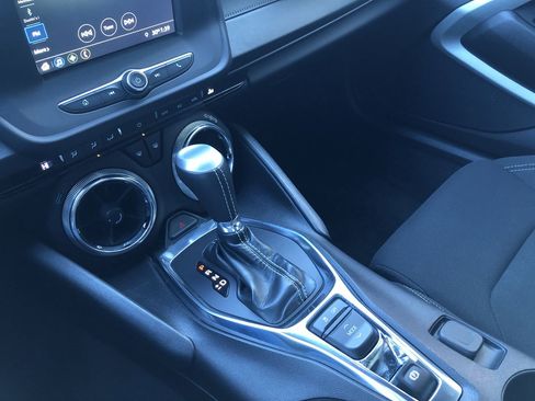 Used 2019 Chevrolet Camaro LT image 17