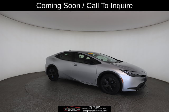 Used 2025 Toyota Prius LE FWD image 1