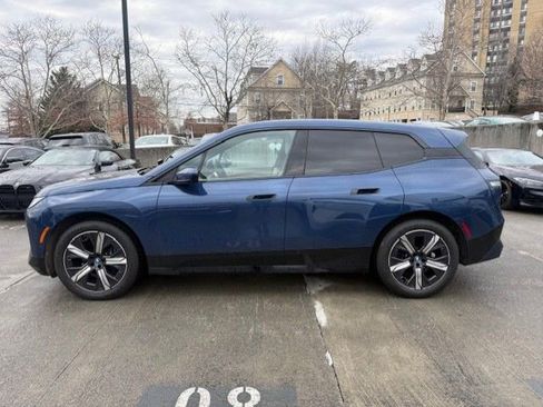 Used 2024 BMW iX xDrive50 w/ Sport Package image 5