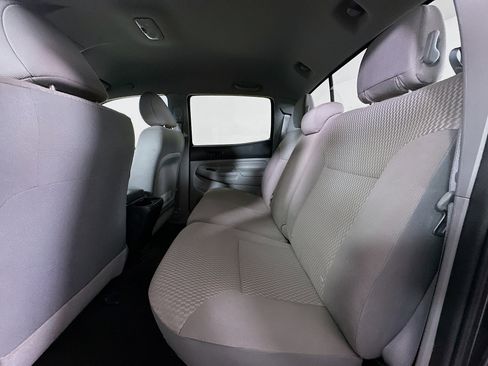 Used 2015 Toyota Tacoma 4x4 Double Cab image 26