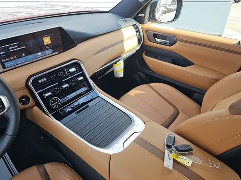 Used 2025 Nissan Armada SL w/ Captain's Chari Seat Package image 45