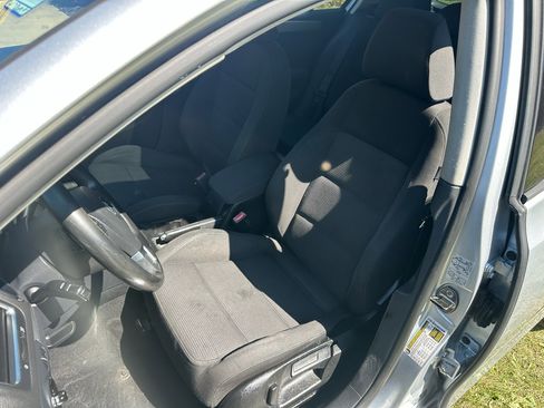 Used 2012 Volkswagen Golf TDI image 5