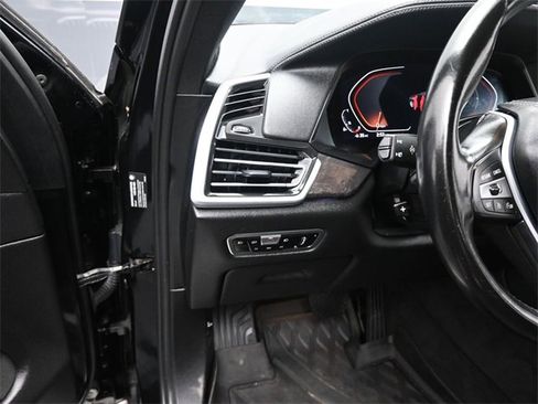 Used 2020 BMW X5 sDrive40i w/ Convenience Package image 3