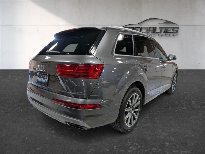Used 2019 Audi Q7 2.0T Premium w/ Convenience Package AWD/4WD image 10