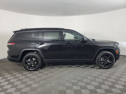 New 2026 Jeep Grand Cherokee L Limited AWD/4WD image 3